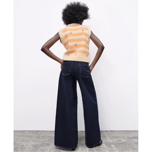 Wide-Leg Dark Blue Jeans - Picture 9 of 14